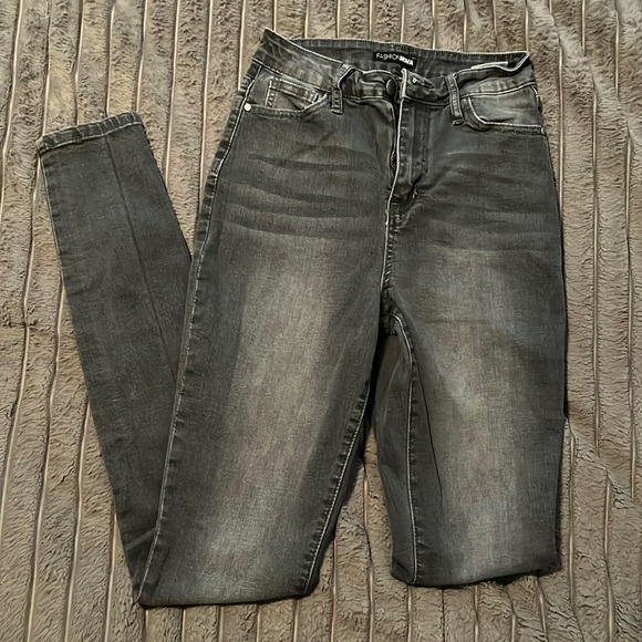 Fashion Nova Jeans - Picture 1 of 5